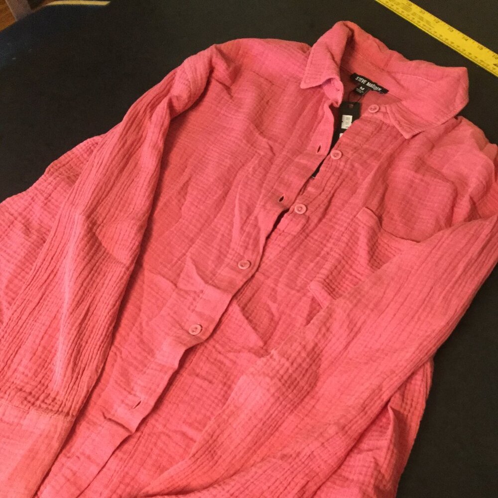 NWT Steve Madden button up blouse  pink in  color size medium 100%cotton gauze